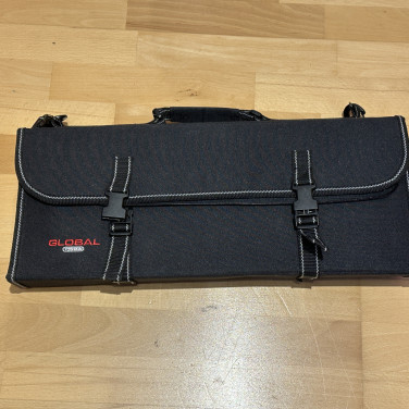 VÝPRODEJ KNIH A PŘÍSLUŠENSTVÍ