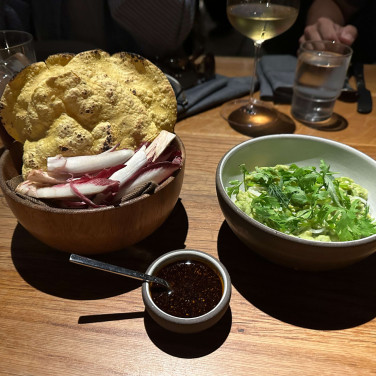 OSVĚTLENÍ V RESTAURACI