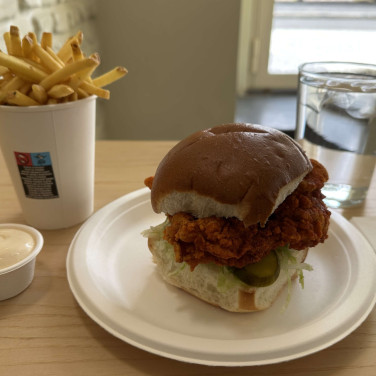 CENTRAAL FRIED CHICKEN